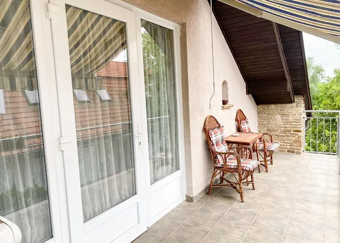 Vilara ヘーヴィーズ